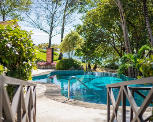 4) Pool 4